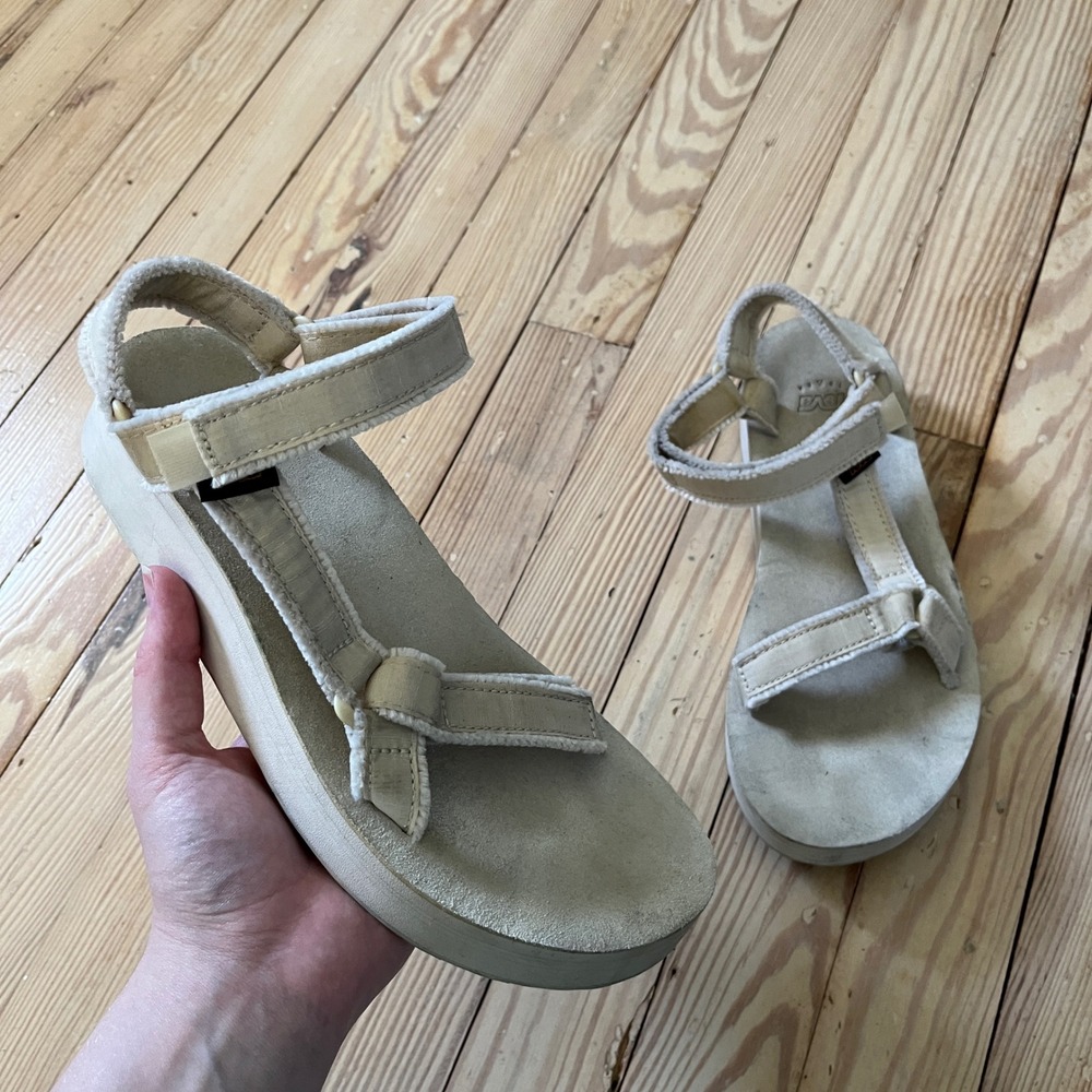 Teva Midform Universal Sandals Womens 8 Beige Platform Strappy Hook Loop 1127570